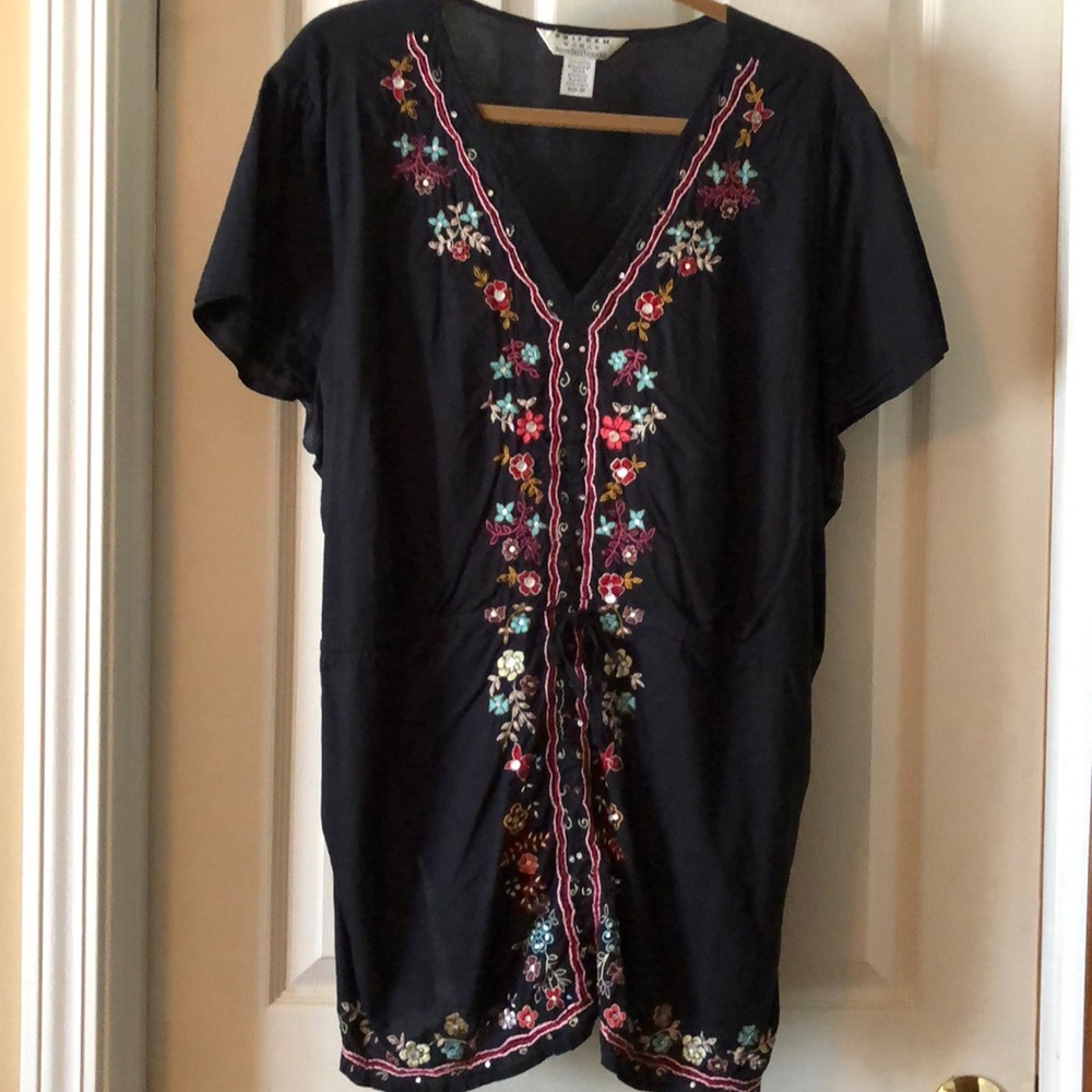 *2 for $10.00 /  Ladies’ blouse w/ embroidered detail